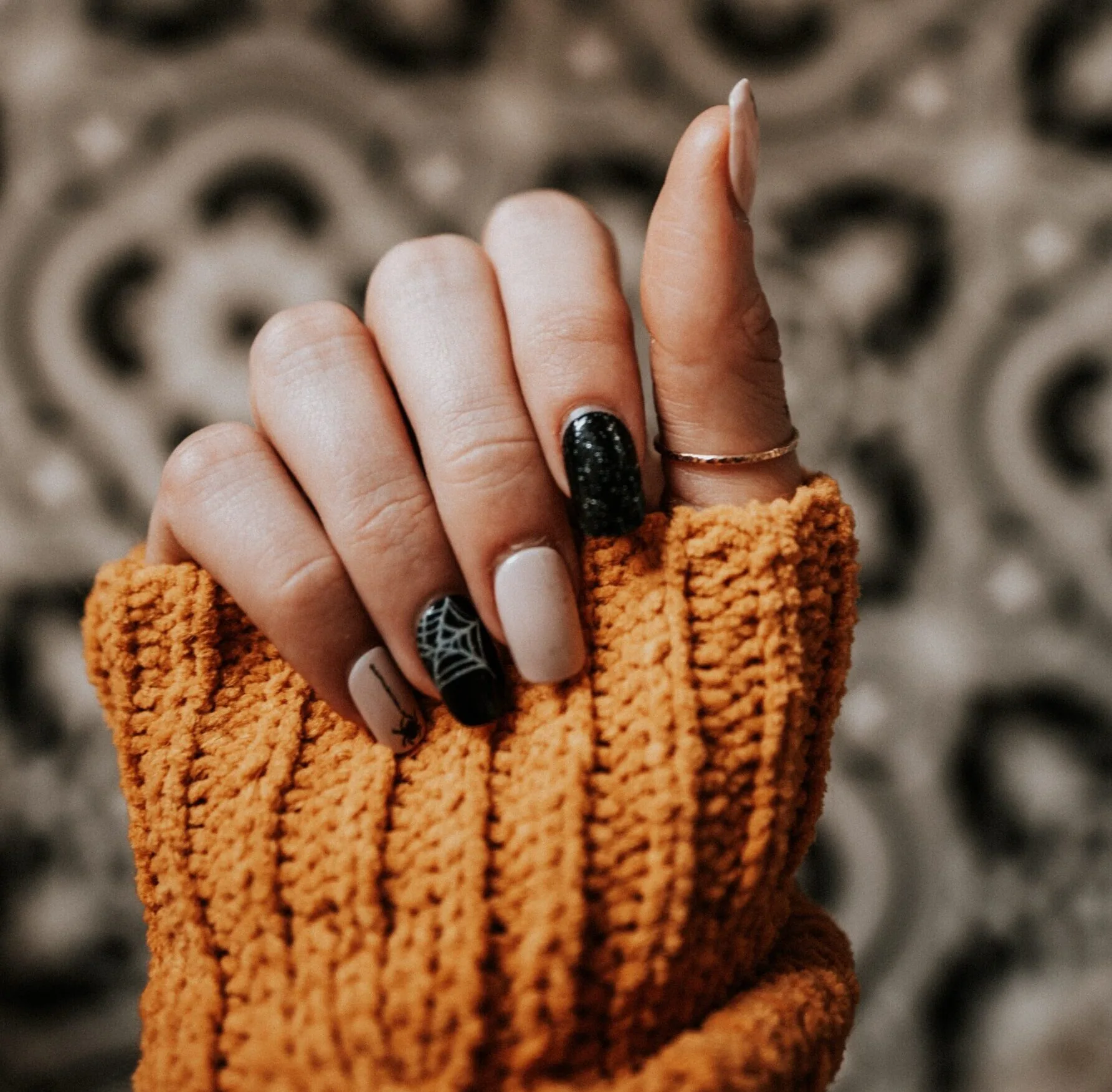 allison-christine-Ppwrie5MhDQ-unsplash